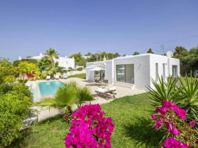 Holiday home with facilities